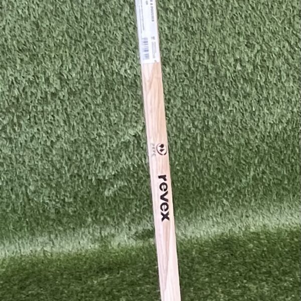 Désherbeur à pousser manuel pour éliminer les mauvaises herbes