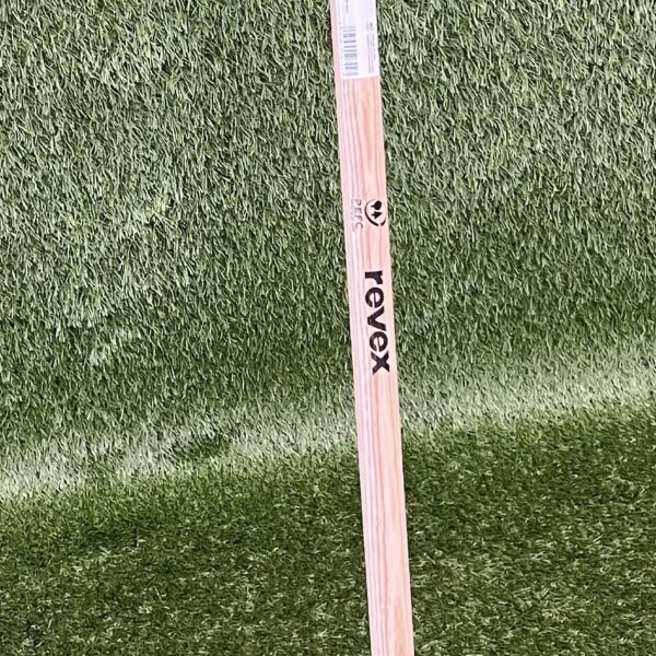 Désherbeur de voirie manuel pour enlever les mauvaises herbes le long des trottoirs