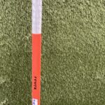 Griffe paysagiste à dents métalliques pour ameublir et aérer la terre