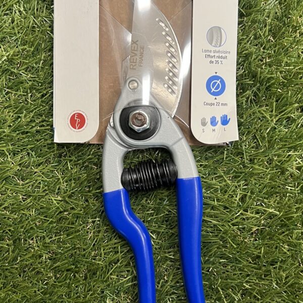 Sécateur de jardin manuel pour tailler branches et arbustes