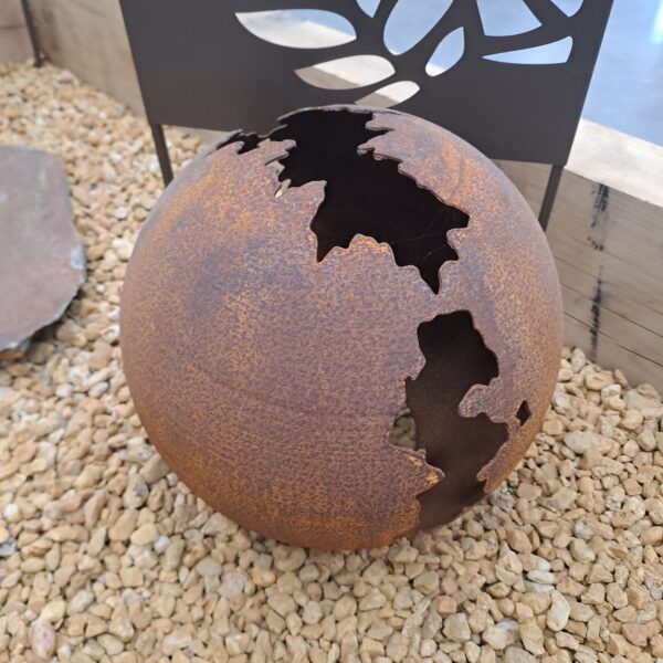 Sphère décorative diamètre 30 cm en matériau moderne
