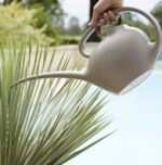 Arrosoir Emma taupe 2,5 L pour plantes avec long bec