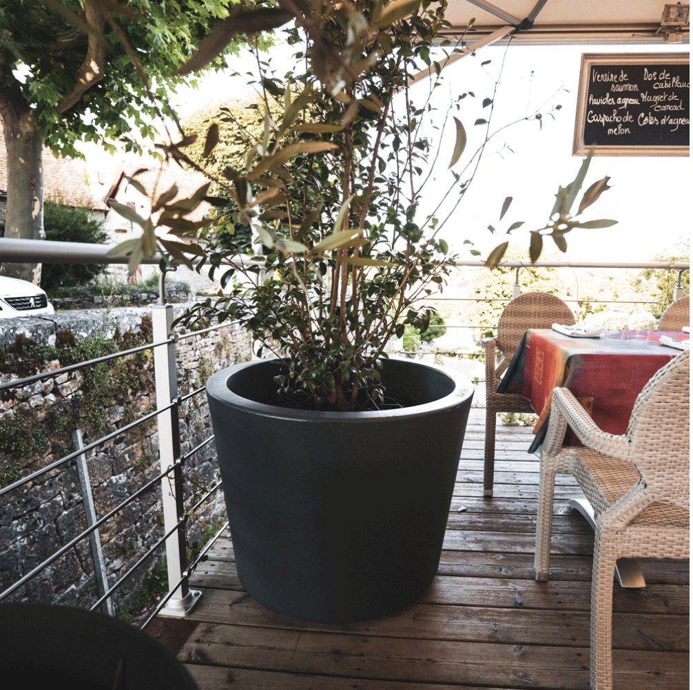 Pot Conik rotomoulé 253 L Pot Conik rotomoulé 253 L pour plantes et arbustes