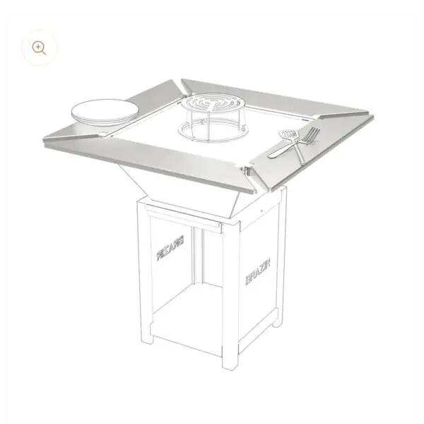 Tour de brasero carré Brazir 640 en acier inoxydable installé autour d'un brasero-plancha pour offrir un espace de pose et renforcer la sécurité.