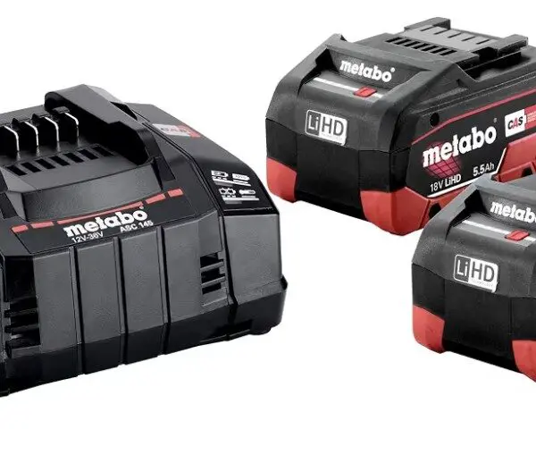 Kit batterie lithium 2 x 5,5 Ah avec accessoires pour équipement de jardin