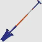 Louchet d’arrachage Inovex Revex avec manche tri-matière béquille pour arracher les racines, planter et travailler les sols difficiles.