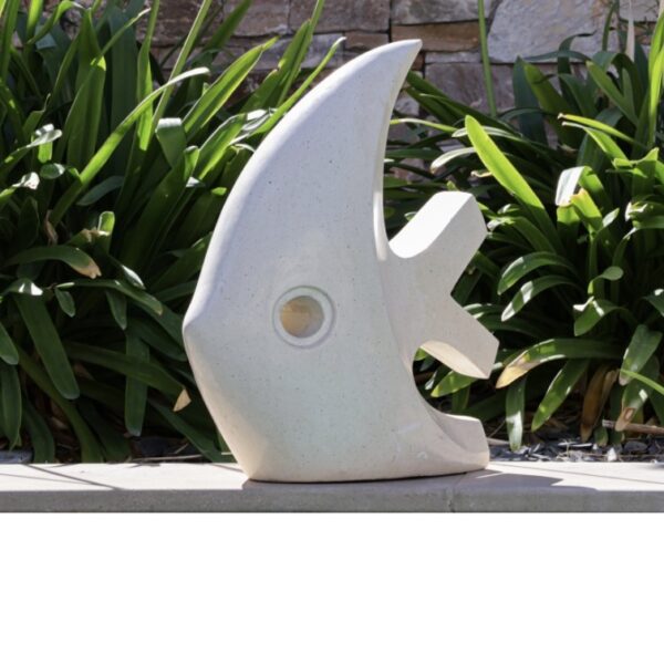 Poisson contemporain blanc décoratif aux lignes épurées