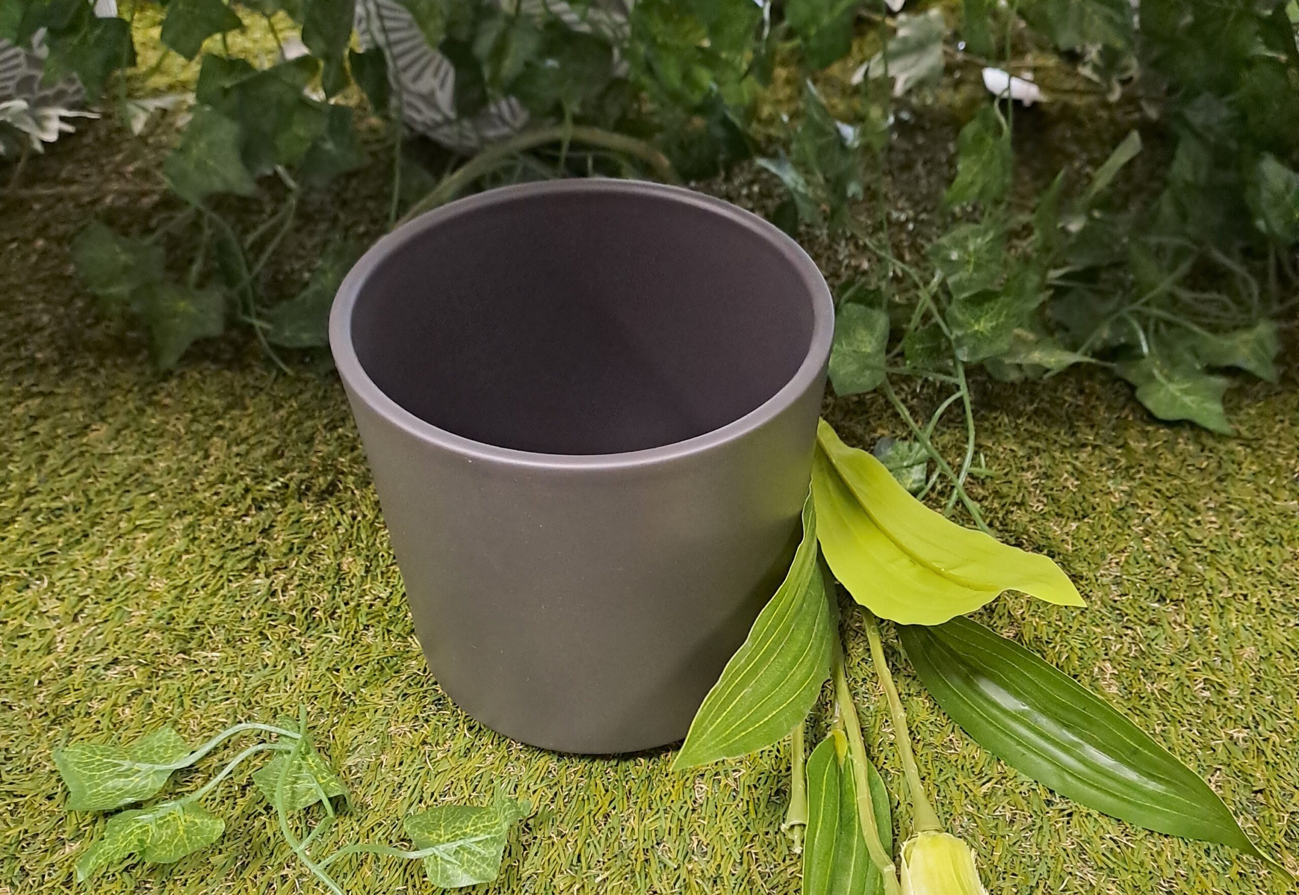Cache‑pot céramique Gulia – D13 × H12,5 cm Cache‑pot en céramique Gulia diamètre 13 cm hauteur 12,5 cm beige