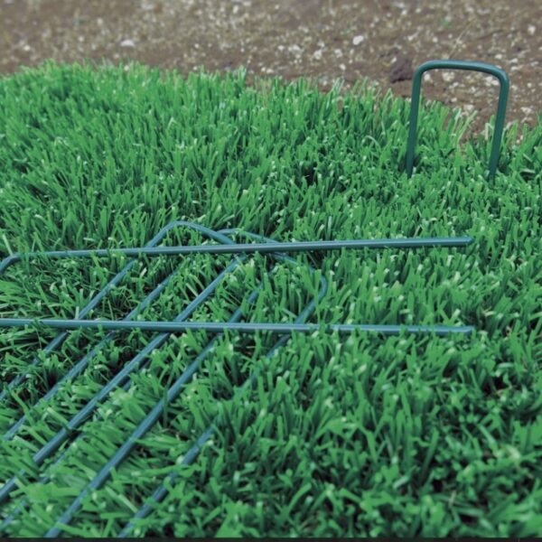 Lot de 10 agrafes de fixation vertes, piquets métalliques pour fixer gazon synthétique et toiles de jardin