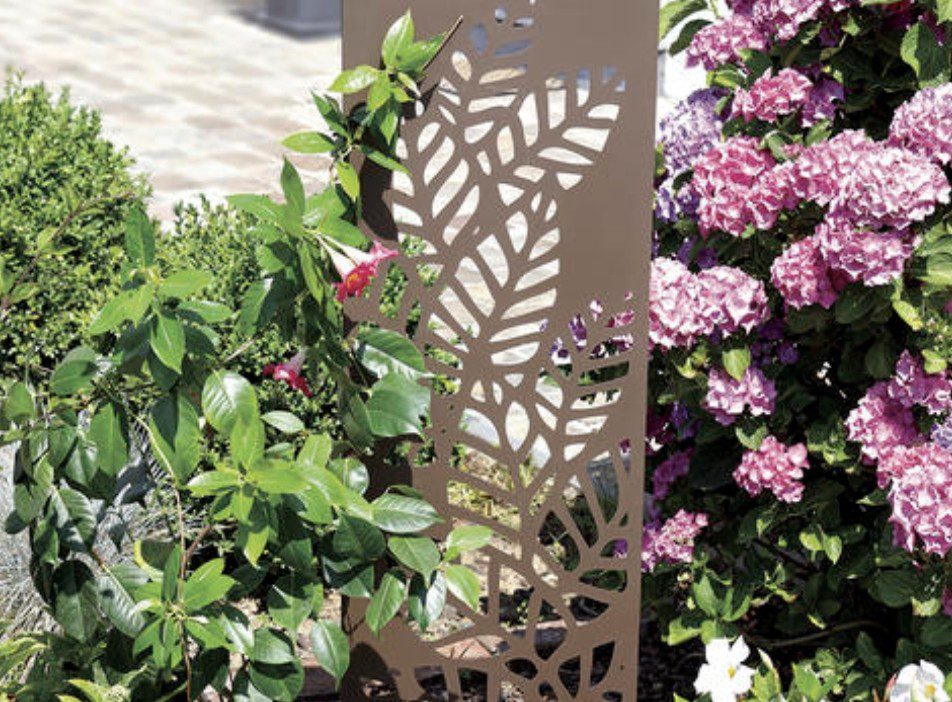 Treillis métal décoratif à planter brun pour jardin Treillis métal décoratif à planter brun pour jardin et support plantes grimpantes