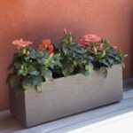 Jardinière gris anthracite 57 L en plastique pour plantes et fleurs