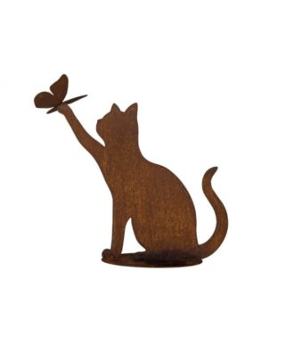 Statue de chat en métal rouillé avec papillon sur la patte, sur socle, 49 x 50 cm