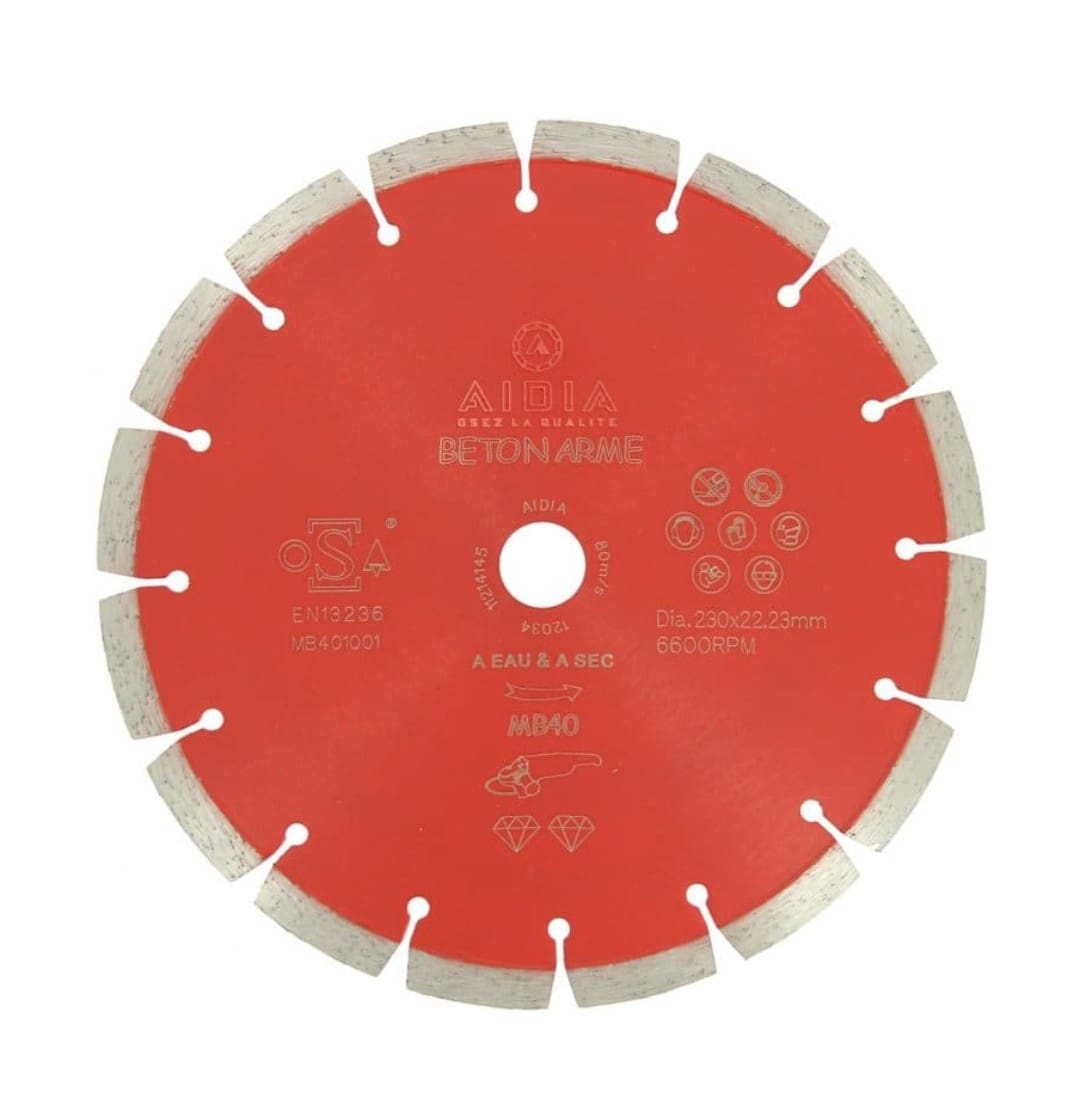 Disque Diamant MB40 Béton Armé – Alésage 22,23 mm Disque diamant MB40 pour la découpe du béton armé avec alésage 22,23 mm, destiné aux travaux intensifs de maçonnerie.