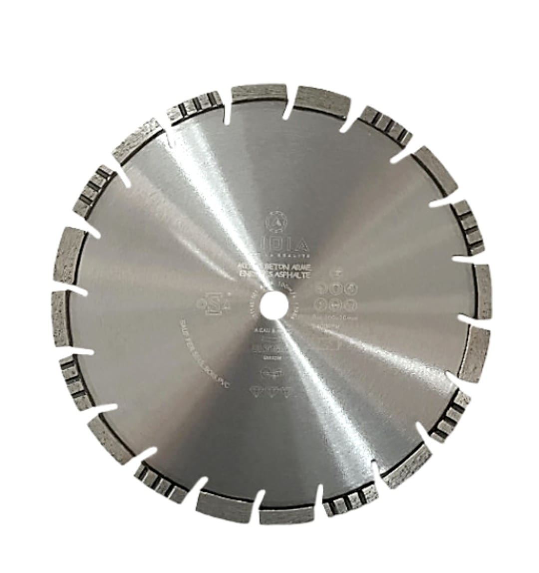 Disque Diamant Mixte Ultimat – Alésage 25,4 mm Disque diamant mixte Ultimat avec alésage 25,4 mm pour la découpe du béton, des enrobés et des matériaux de construction.