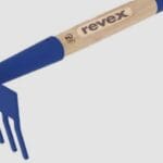 Râteau multi-tâches Revex à 7 dents en acier avec manche en bois de 40 cm pour ratisser, aplanir et tasser les petits espaces.